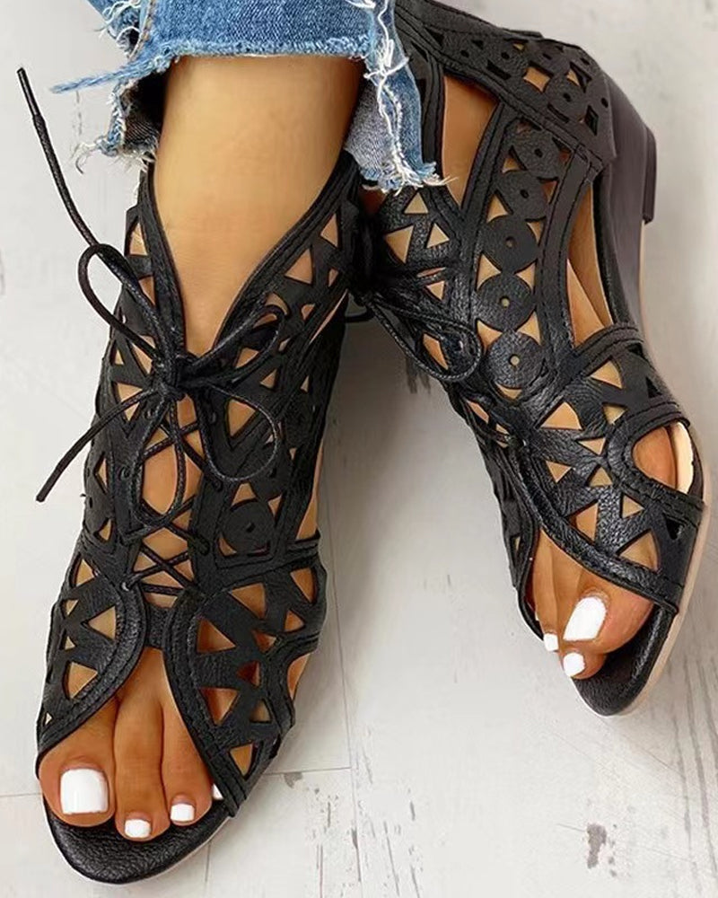 LD | Casual orthopedische platte sandalen met uitsparingen