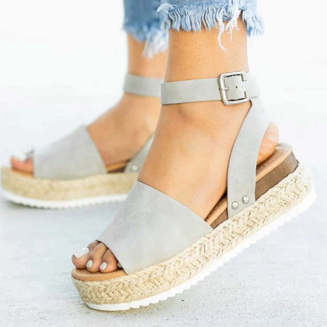 LD | Moeiteloze en chique algemene sandalen
