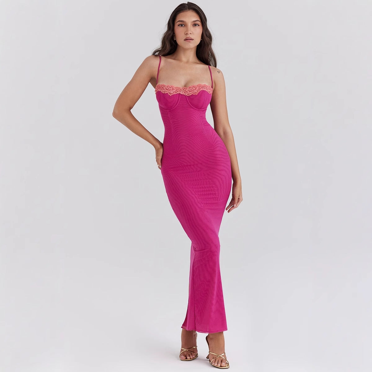 LD | Maxi-jurk voor dames - slanke pasvorm - kanten afwerking - bustier top - spaghettibandjes - transparante zoom