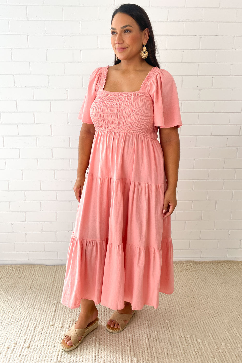 LD Vrouwelijke midi-jurk met off-shoulder schouders
