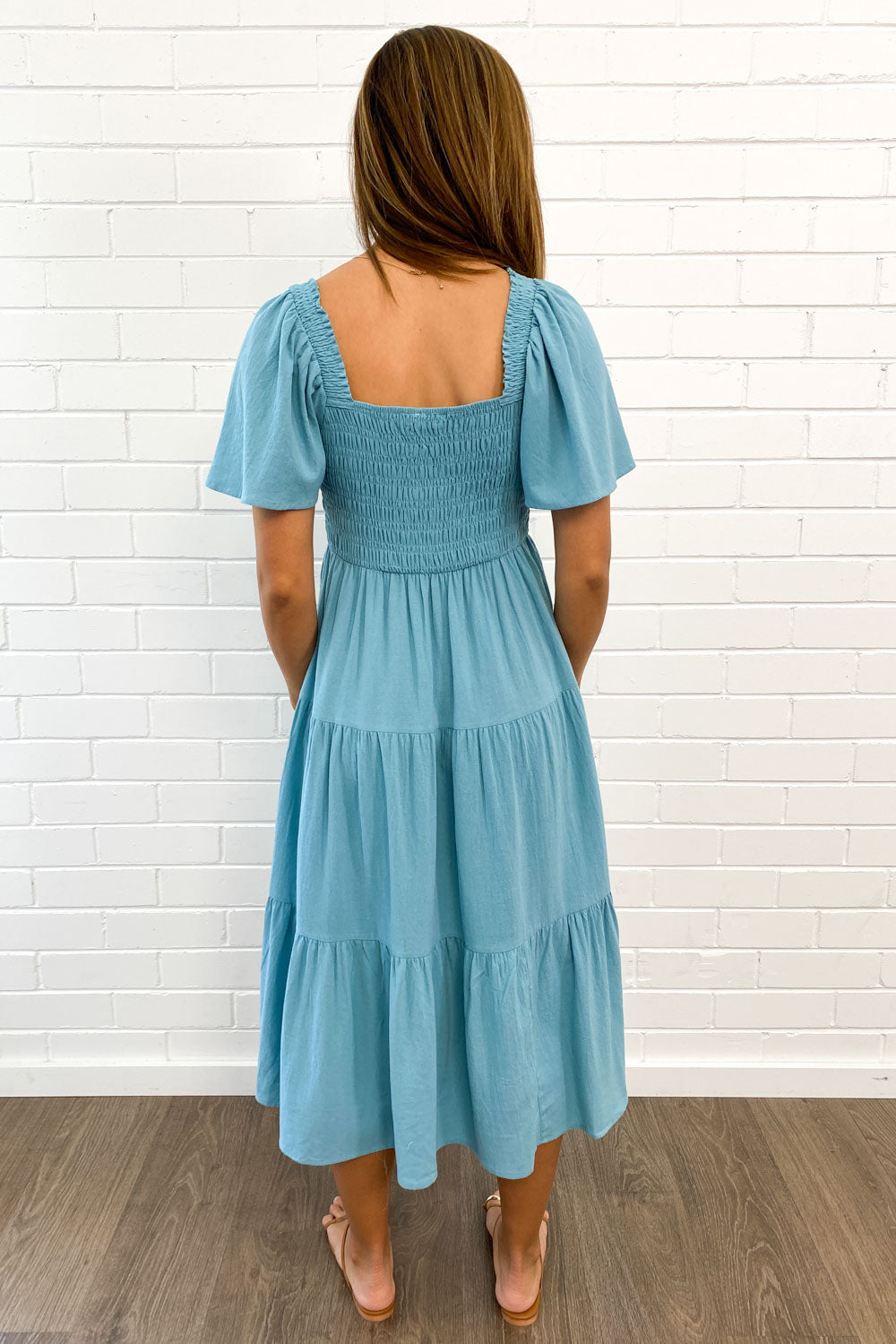 LD Vrouwelijke midi-jurk met off-shoulder schouders
