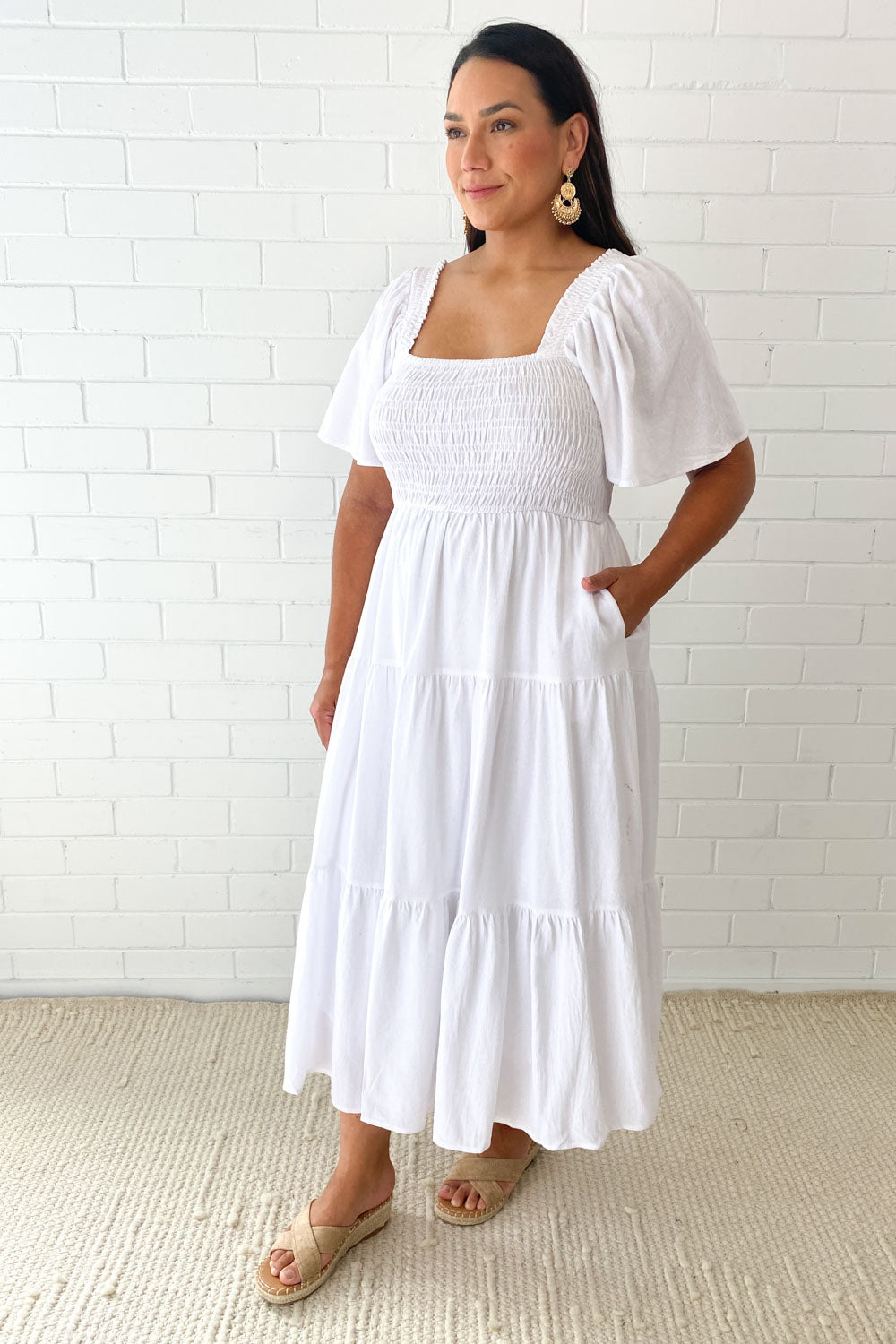LD Vrouwelijke midi-jurk met off-shoulder schouders