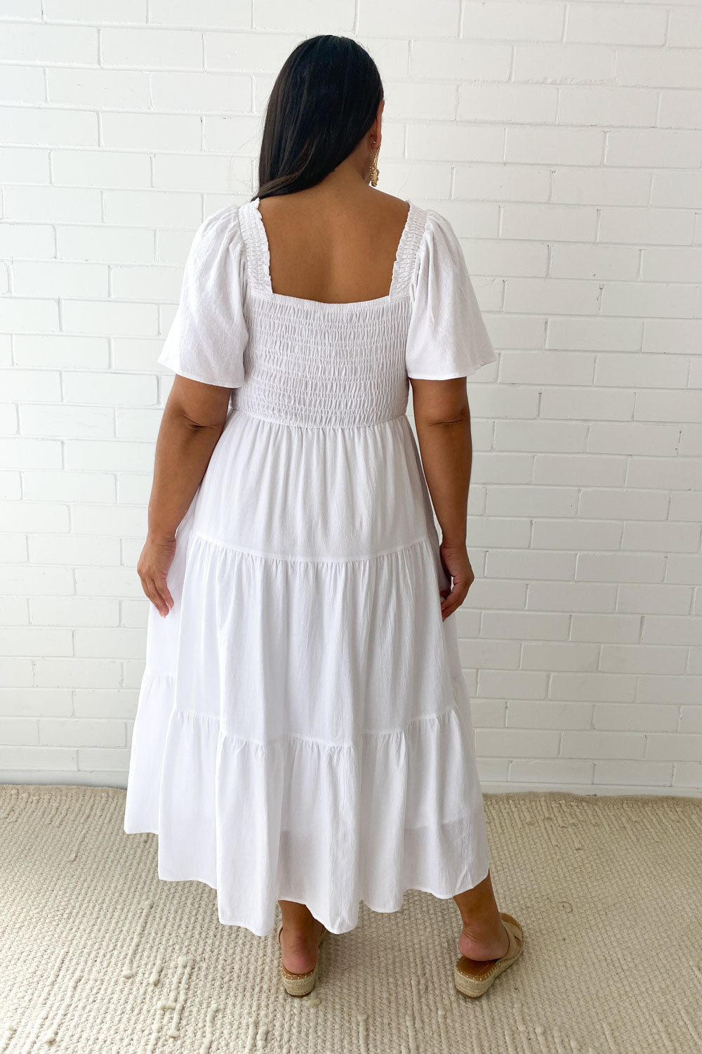 LD Vrouwelijke midi-jurk met off-shoulder schouders