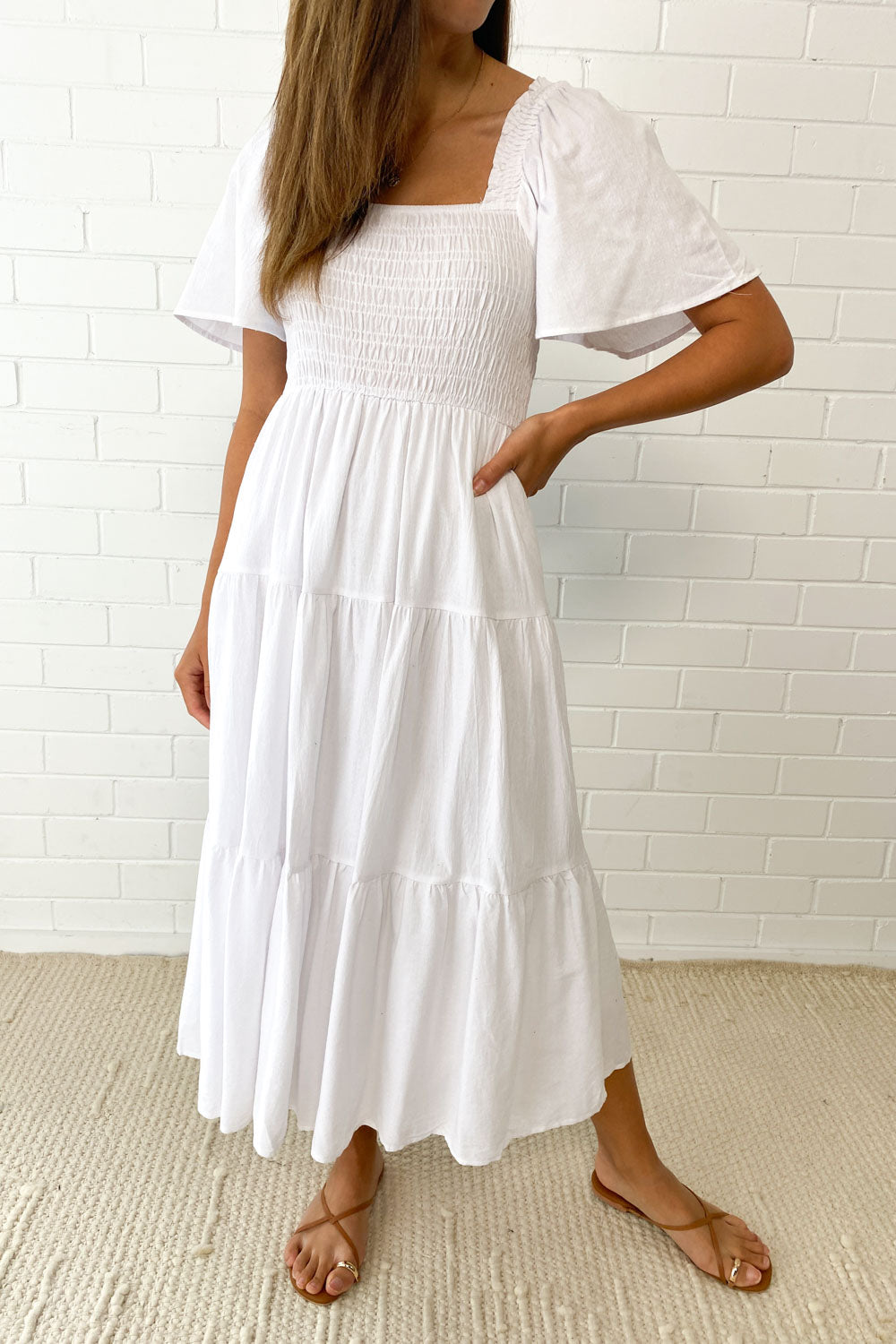 LD Vrouwelijke midi-jurk met off-shoulder schouders