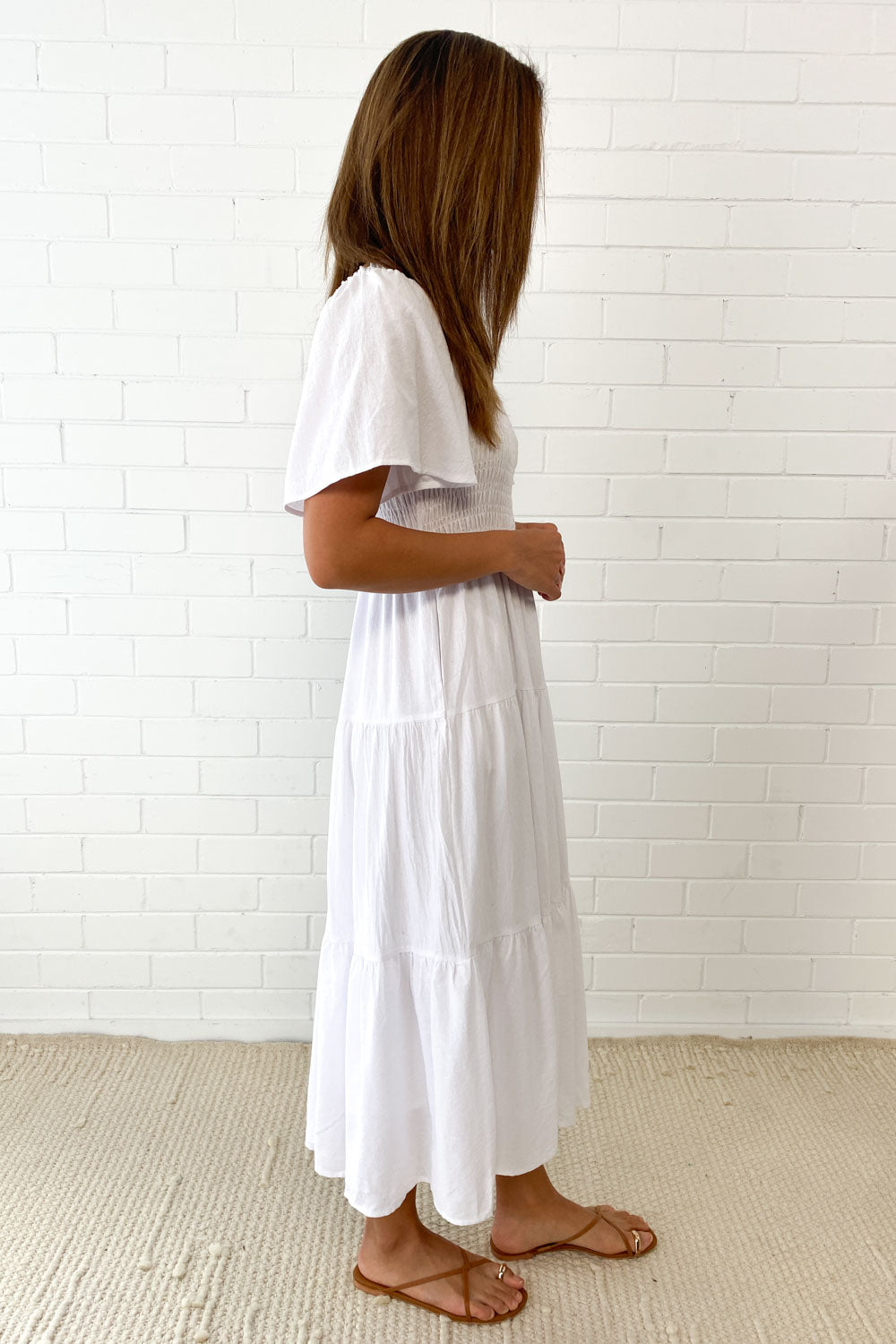 LD Vrouwelijke midi-jurk met off-shoulder schouders