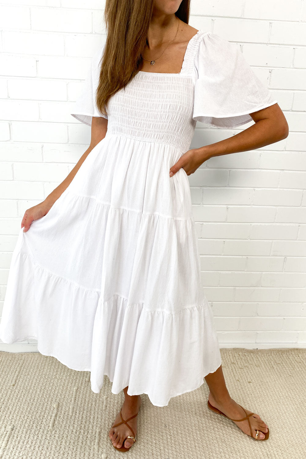 LD Vrouwelijke midi-jurk met off-shoulder schouders