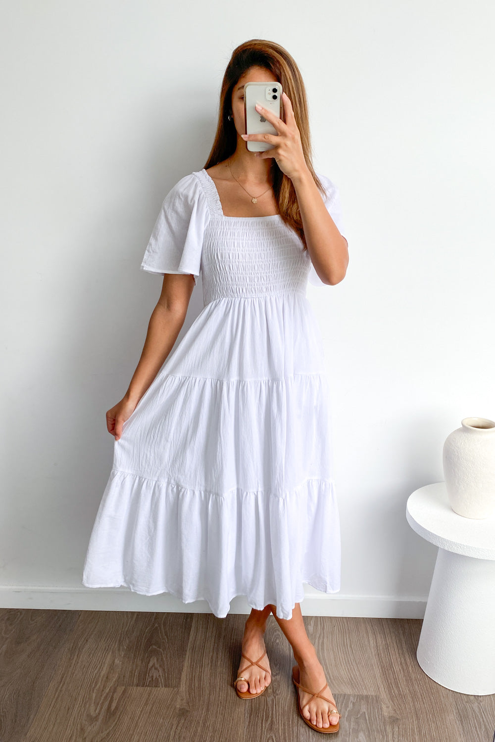LD Vrouwelijke midi-jurk met off-shoulder schouders