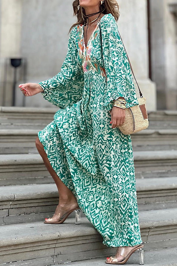 LD | Ledell Groene maxi jurk met V-hals en totemprint