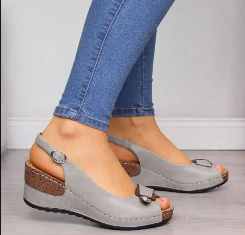LD | sandalen met sleehak voor dames