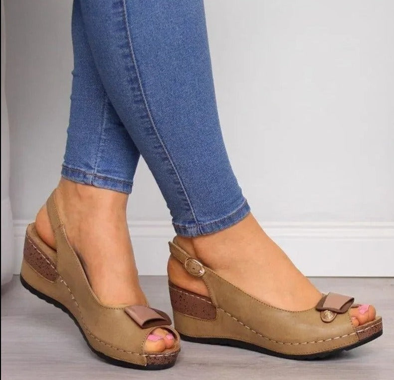 LD | sandalen met sleehak voor dames