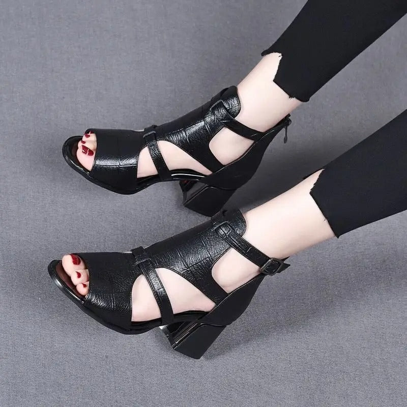 LD | Schoenen met hoge hak en verstelbare riem