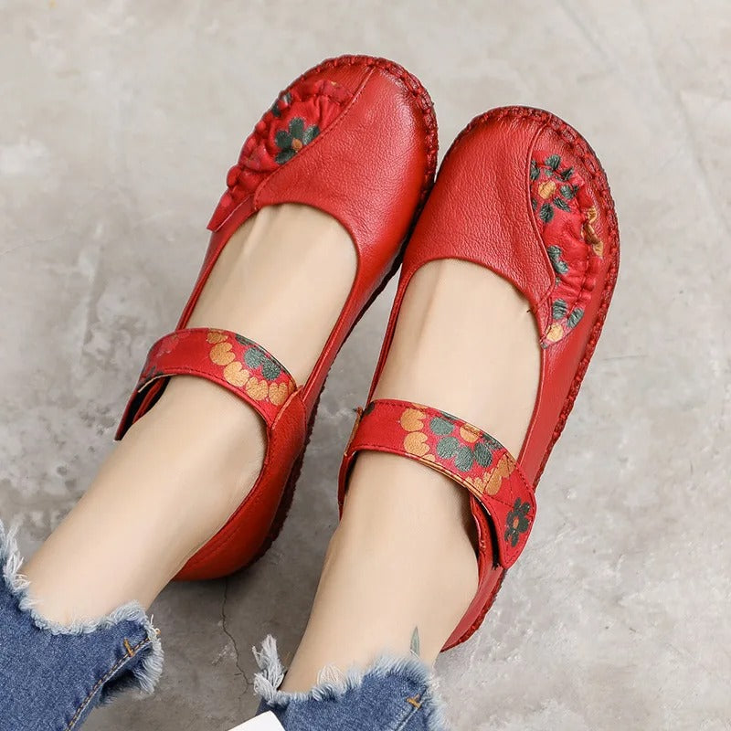 LD | Floral cut-out slip-on schoenen