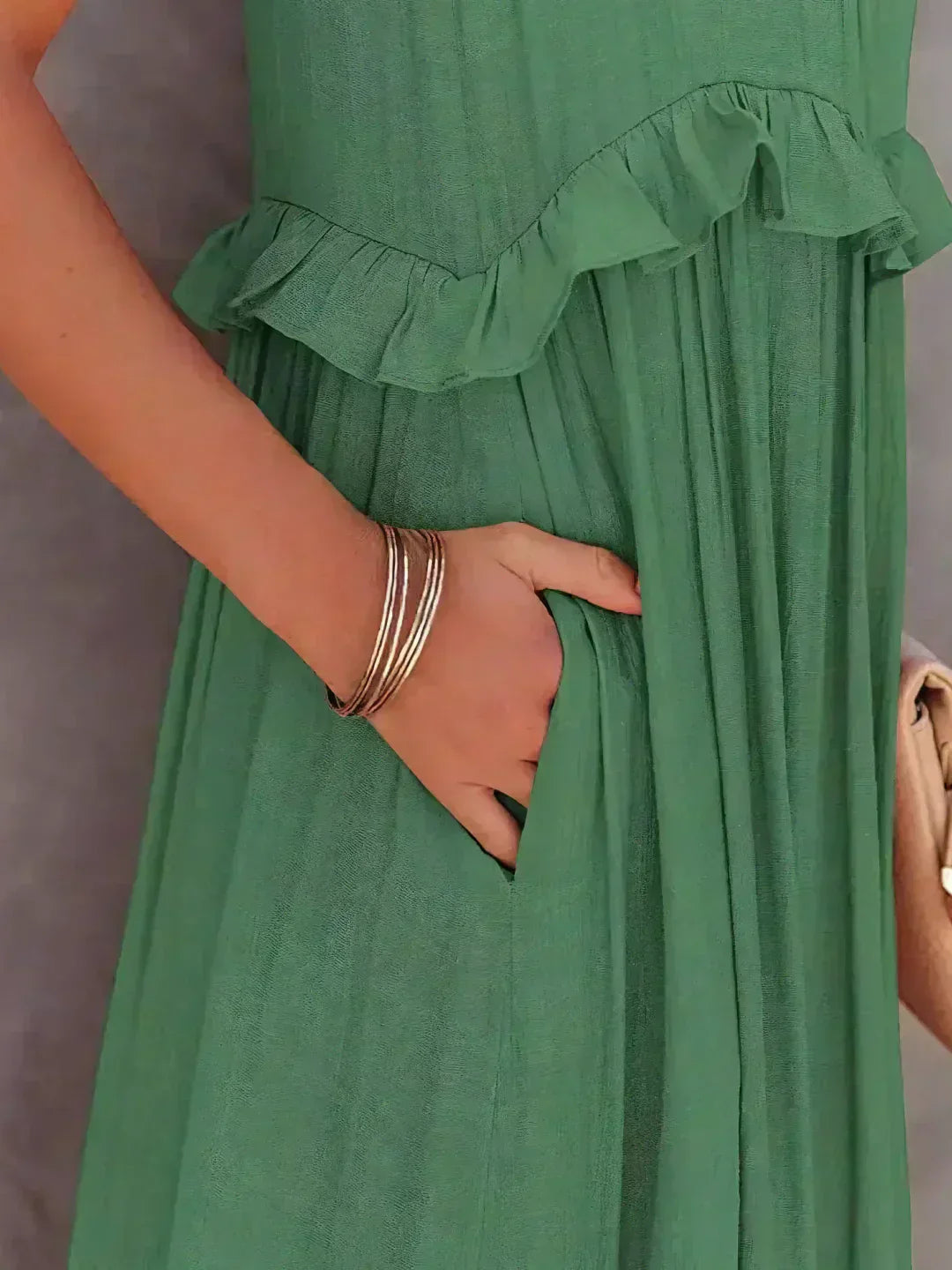 LD | Effortless Ruffle Maxi Dress