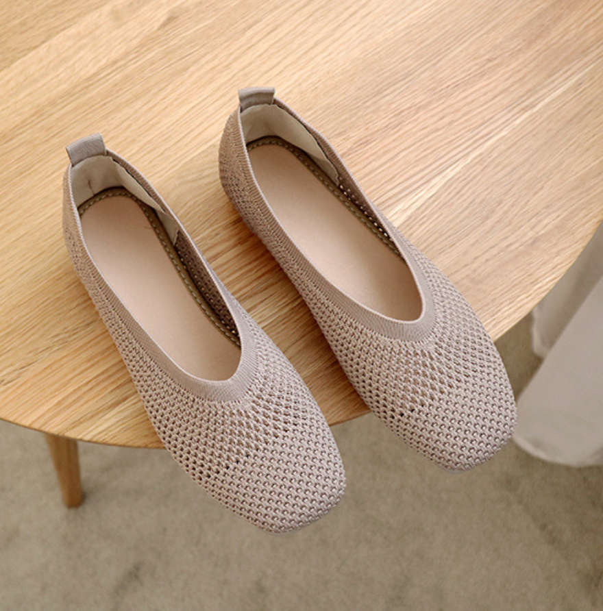 LD | Modieuze en minimalistische algemene kleding