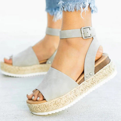 LD | Moeiteloze en chique algemene sandalen