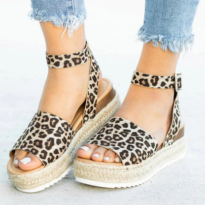 LD | Moeiteloze en chique algemene sandalen