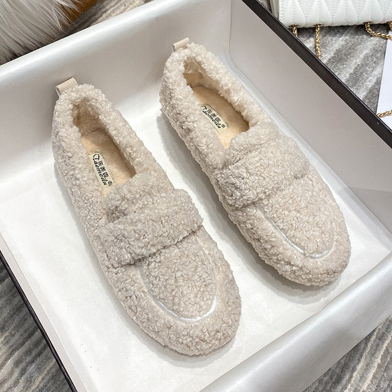 LD | Knusse loafers van imitatiebont