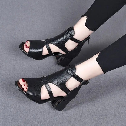 LD | Schoenen met hoge hak en verstelbare riem